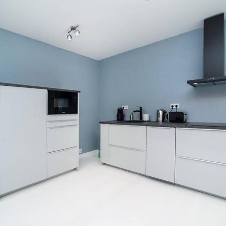 Old Town 1 Bedroom Oasis With Ac And Double Shower Praga Exterior foto
